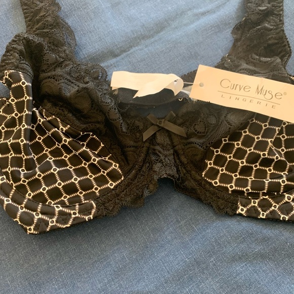 Curve Muse Other - NWT Curve Muse Bra size 34D‎